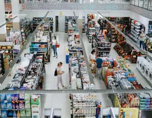Serviettes hygiéniques biodégradables pour grand magasin